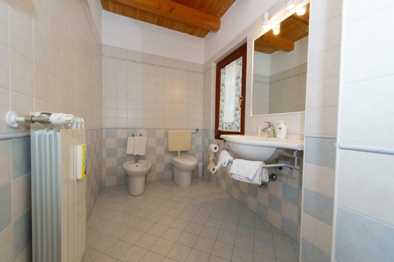 Agriturismo Lis Rosis Medea Екстер'єр фото