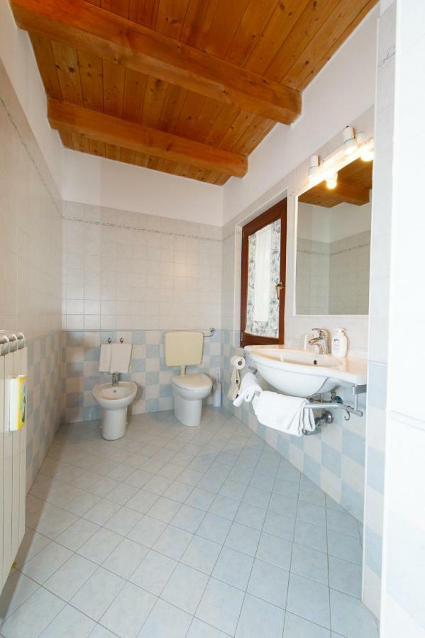 Agriturismo Lis Rosis Medea Екстер'єр фото